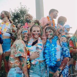 Meet your Posher, Isabel